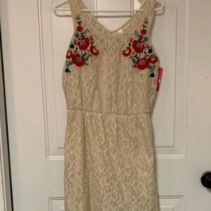NWT Xhilaration Womens Sleeveless Lace Lined Dress Hi Low Hem Sz M